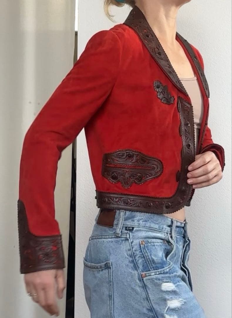 赤 スエード 刺繍 テーラードジャケット