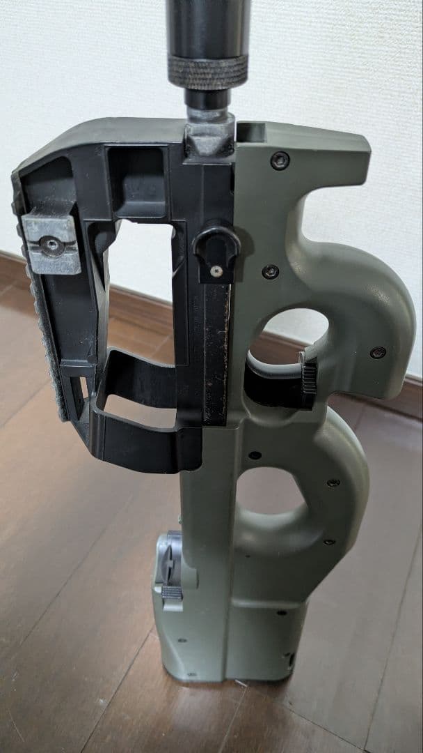 東京マルイ PS90 HC 電動ガン マガジン2種・リポ2本・訳ありサイト付