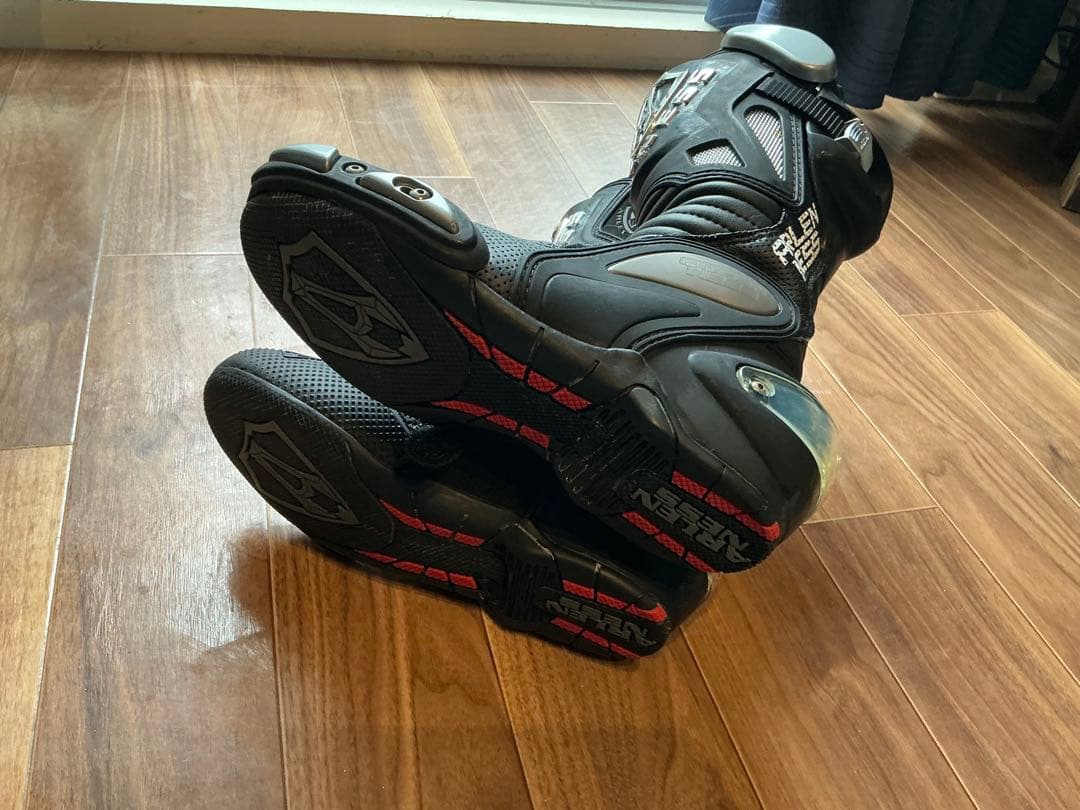 【りんご】ARLEN NESS レーシングブーツ 38/24.5cm