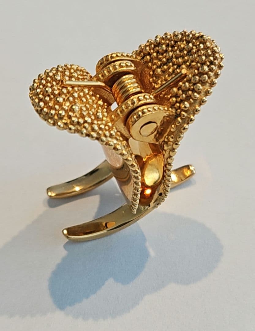 ②コレットマルーフメタルペブルジョークリップ