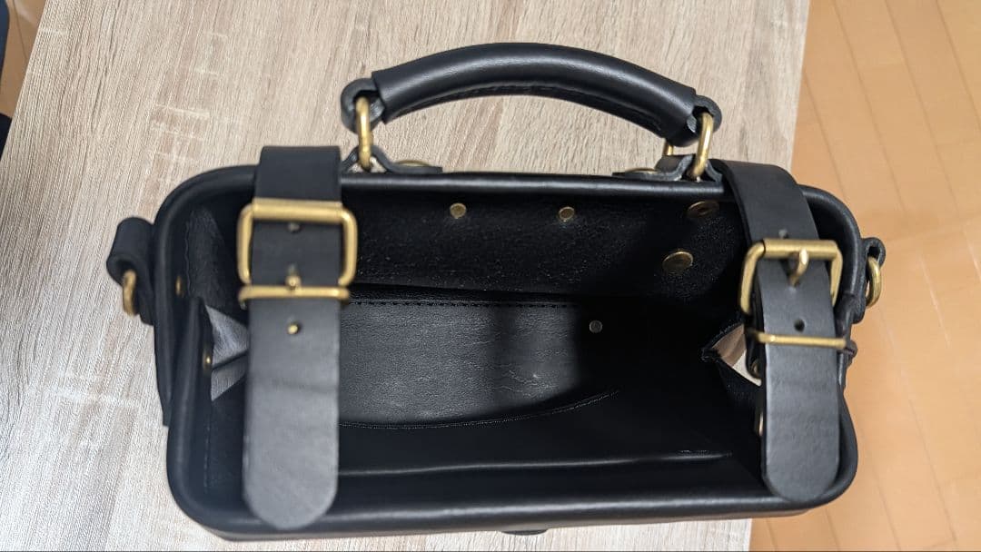 断*。様 HERZ クラウンショルダー　ブラック（リュックカスタム）