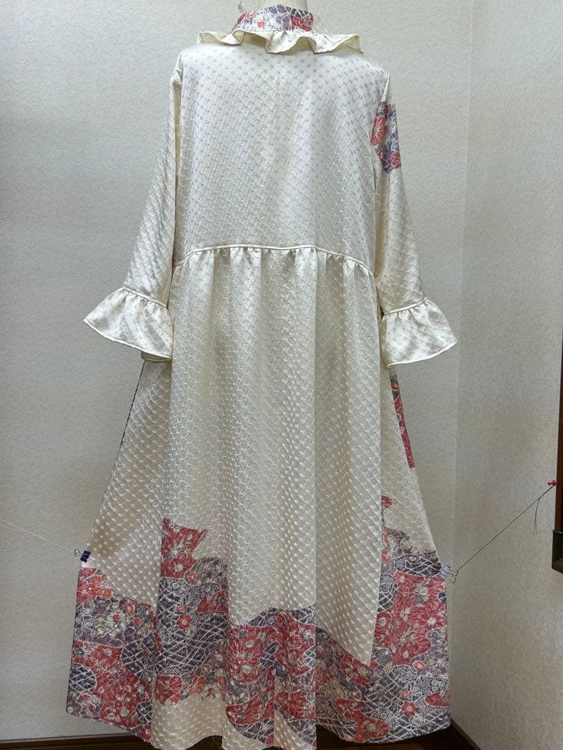 着物リメイク　付け下げワンピース　前ボタン　 Lサイズ