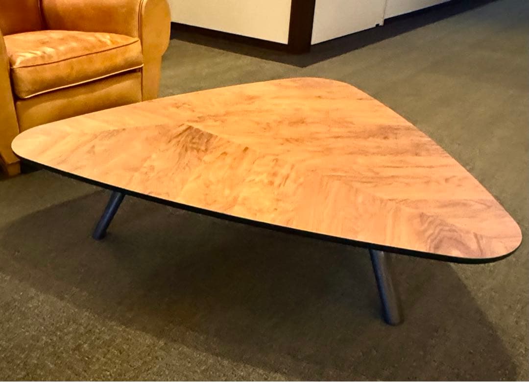 忘れ都ですMinotti ミノッティ Sullivan サリバン