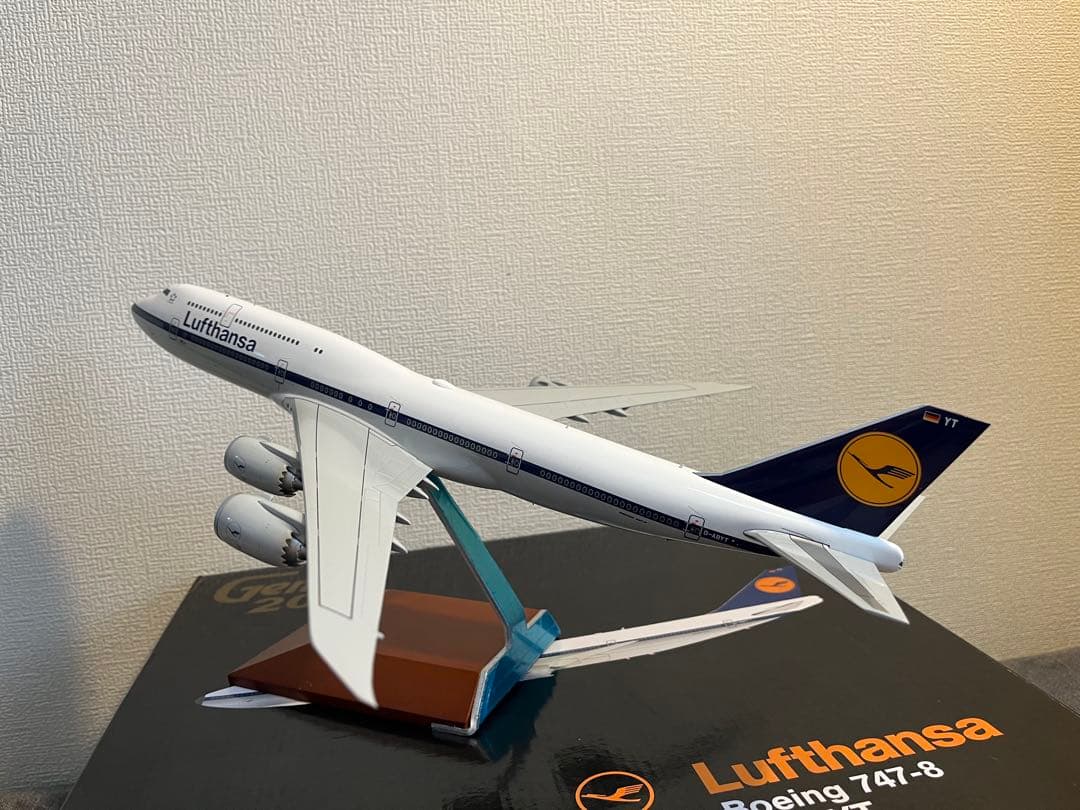1/200 Gemini B747-8 ルフトハンザ レトロ塗装