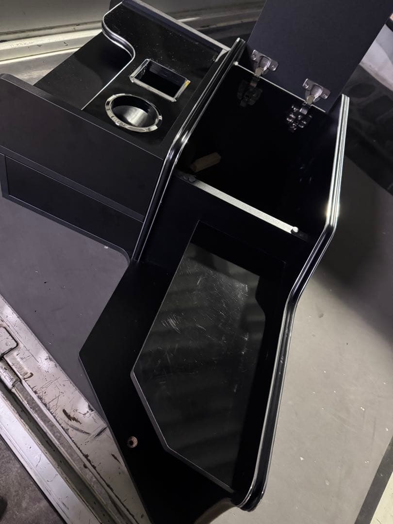 日野グランドプロフィア用センターコンソール