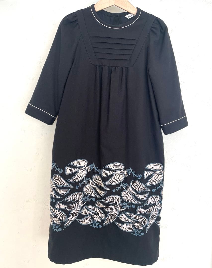 minaperhonen　following day セレモニードレス