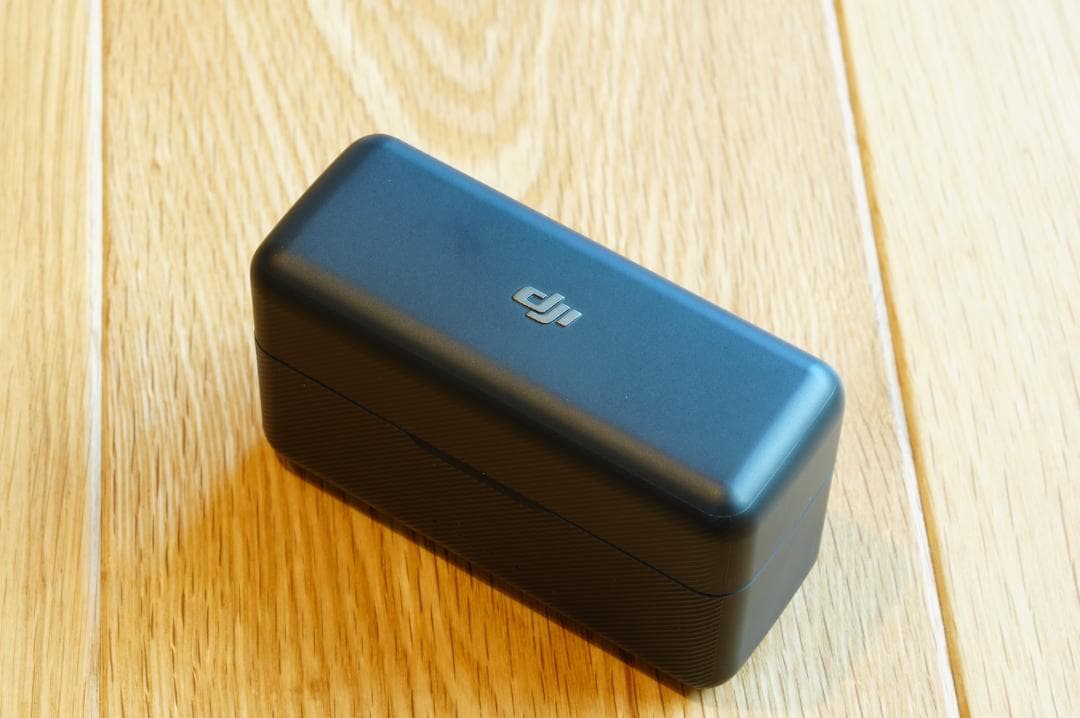 【超美品】DJI Mic（トランスミッター２ + レシーバー１ + 充電ケース）