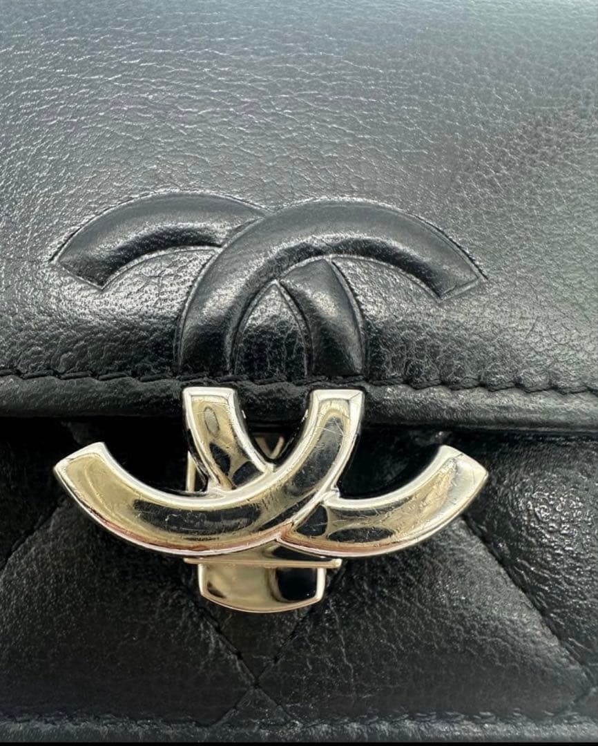 シャネル マトラッセ コンパクトウォレット 折り財布 ブラック ココ