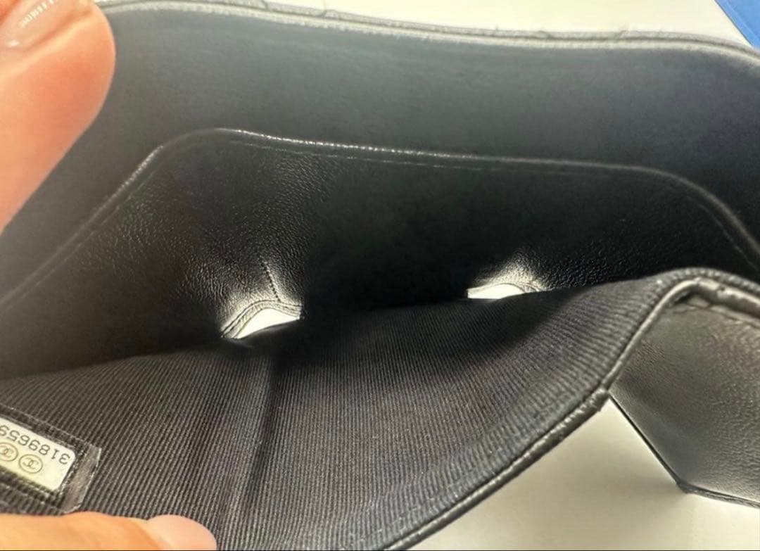 シャネル マトラッセ コンパクトウォレット 折り財布 ブラック ココ