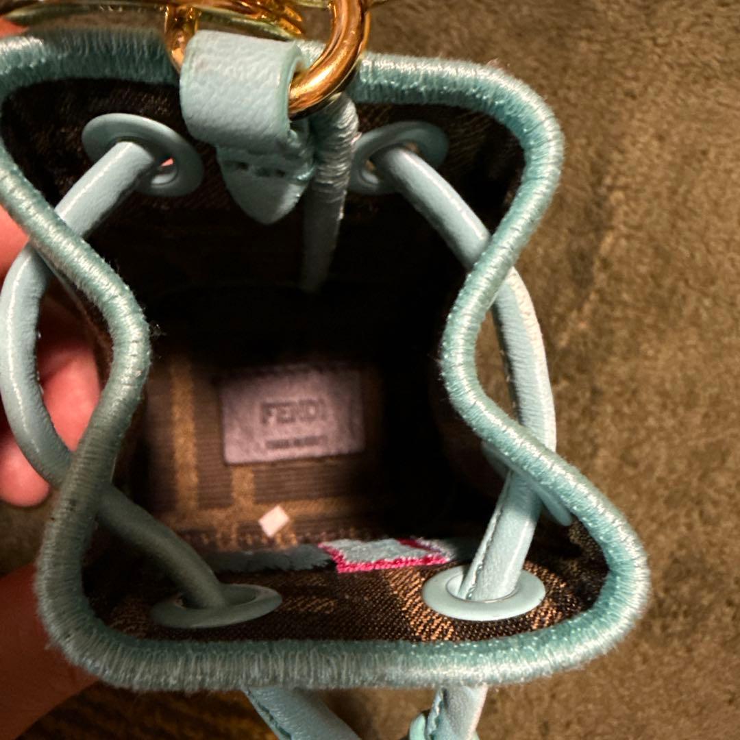 FENDI フェンディ ズッカ、モントレゾール キーホルダー バック型チャーム