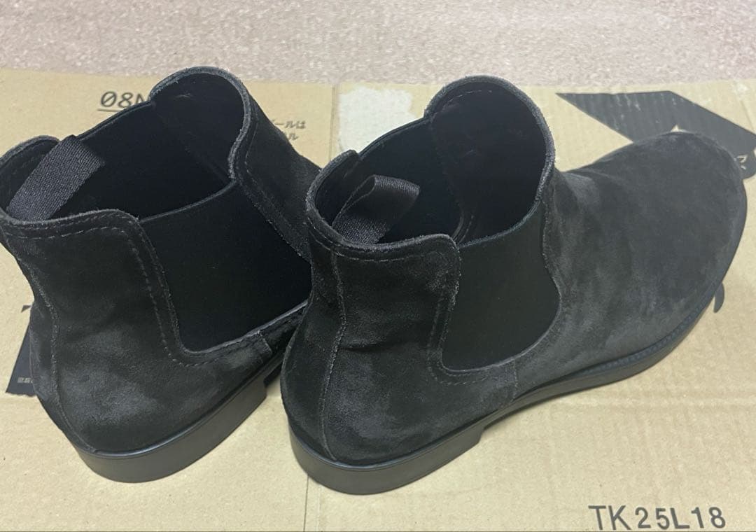 PRADA スウェードブーツ　ブラウン