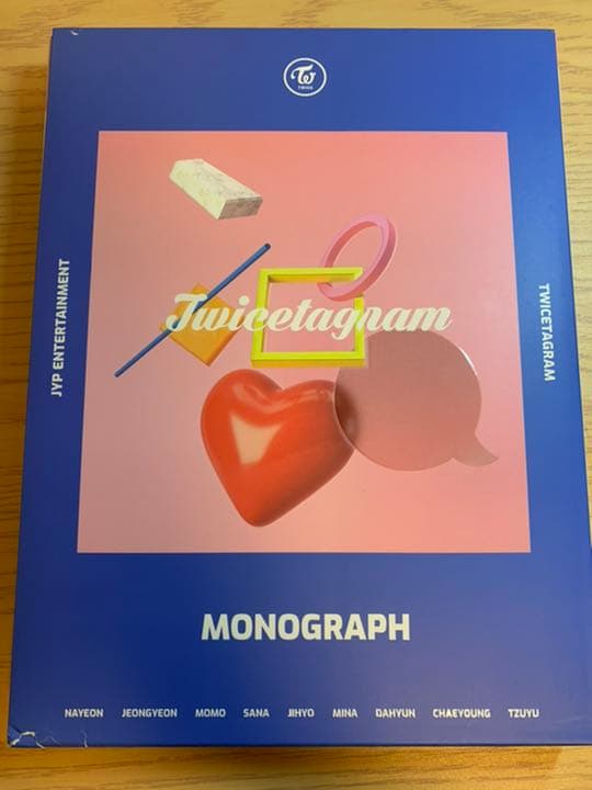 K-POP・アジア TWICE monograph Twicetagram Likey