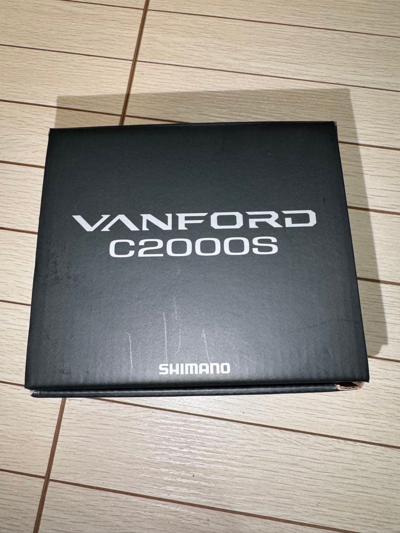 SHIMANO 20VANFORD C2000S スピニングリール
