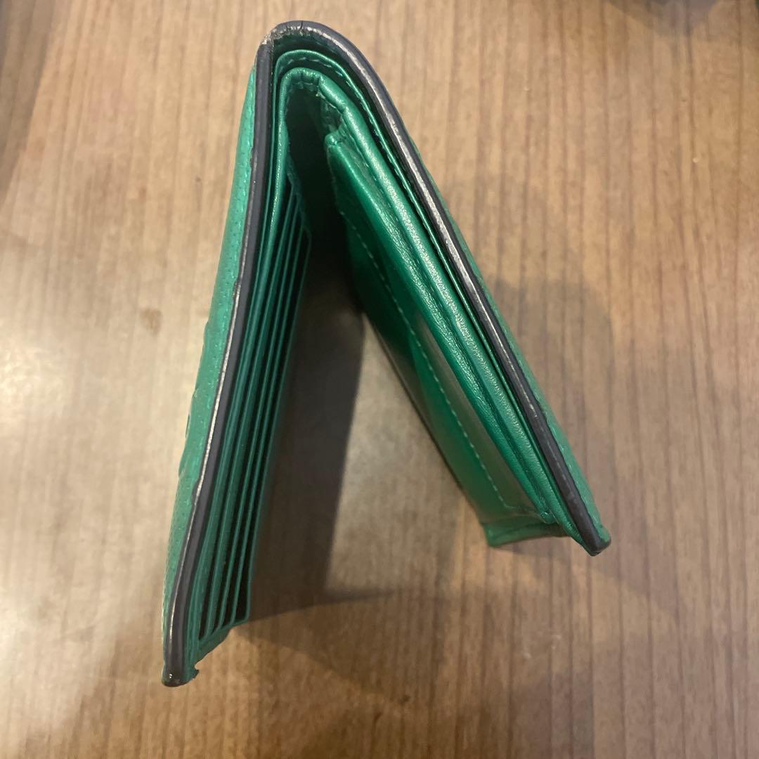 GUCCI グリーン 二つ折り財布