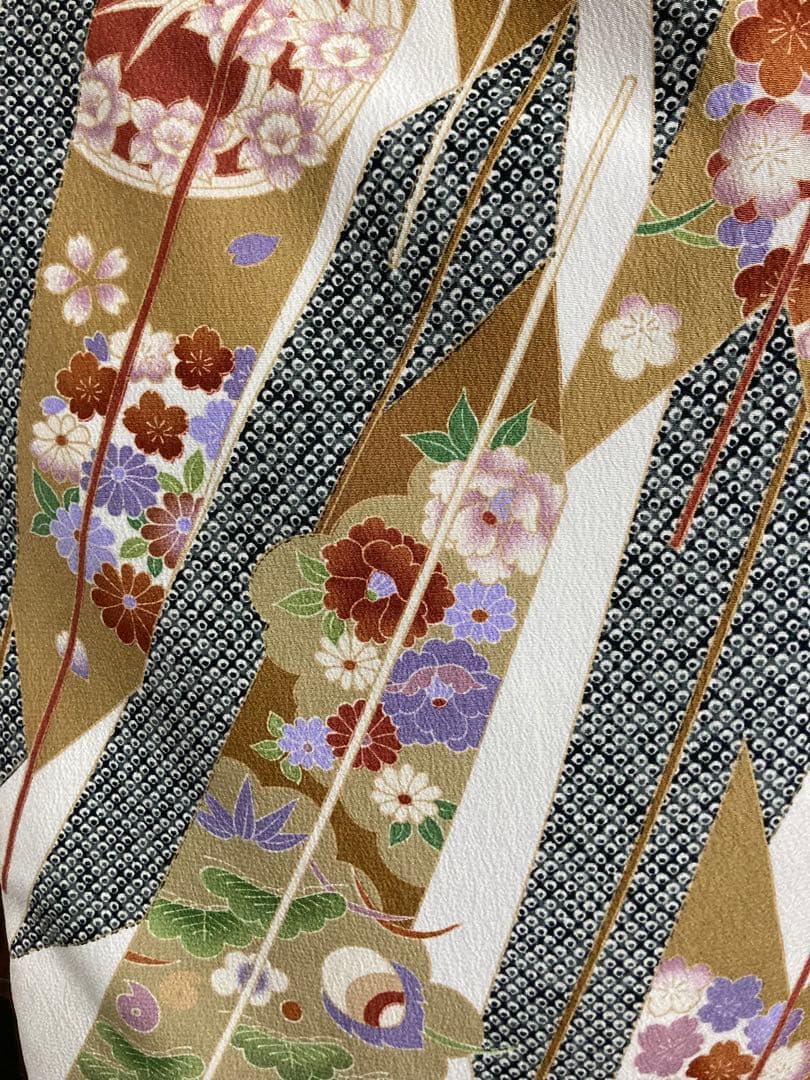 五歳　男児　七五三　着物羽織長襦袴セット　花柄　茶のしめ　オンリーワン　個性的