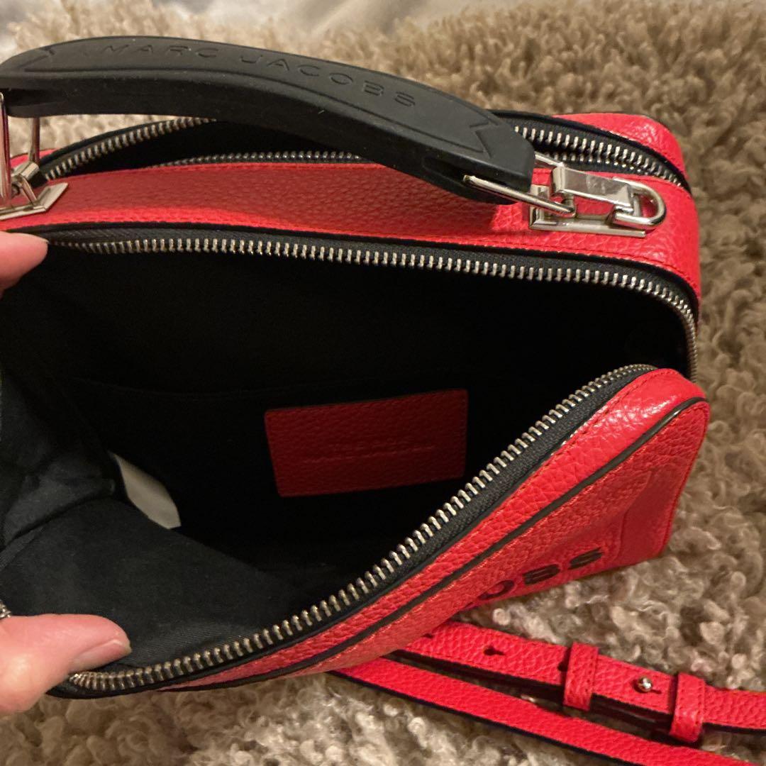 【美品】MARC JACOBS マークジェイコブス ショルダーバッグ　レッド