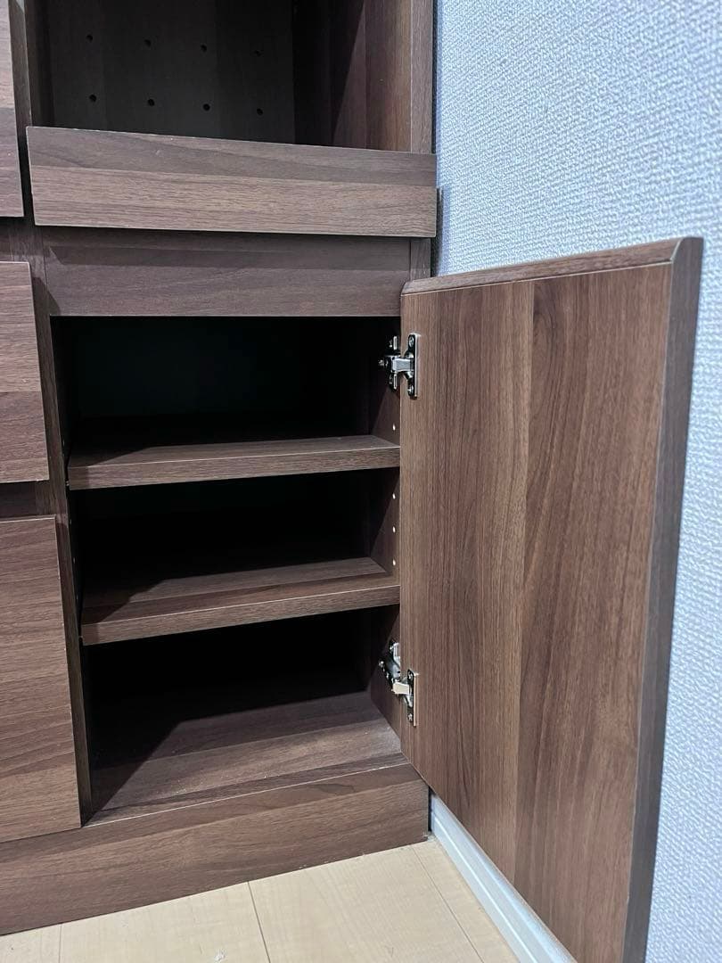 LOWYA【美品組み立て済】【3月発送】食器棚 コンセント付キッチン収納