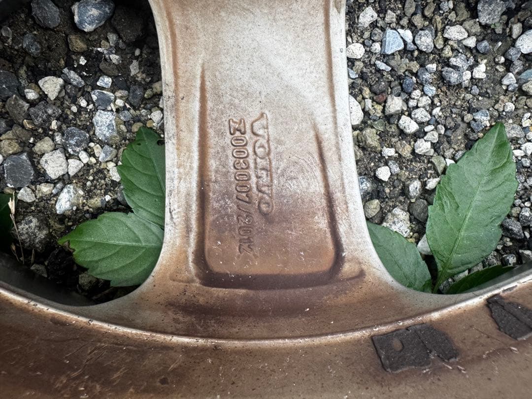 ボルボ純正Segomo17インチ×7.5J+52.5 5穴/PCD108 v60