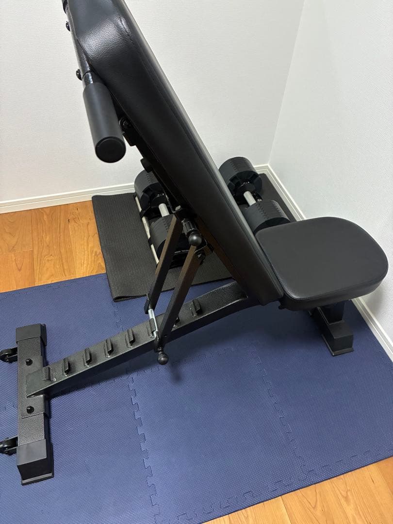 現地渡し】フレックスベル32kg 可変ダンベル トレーニングベンチ フロアマット