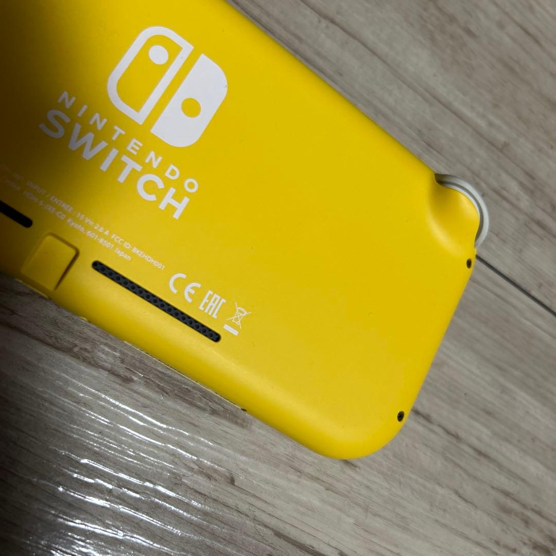 Switch ライト　イエロー　本体