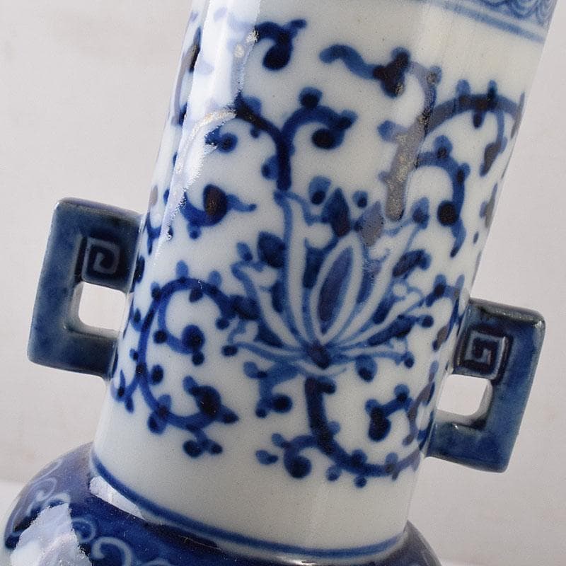 したん　中国　青花　花唐草山水文　双耳瓶　在銘　時代箱　V　R8594