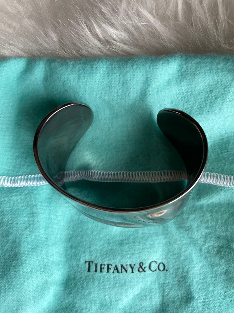 ティファニーTiffany & Co. ボーンカフ　ルテニウム左手用Sほぼ未使用