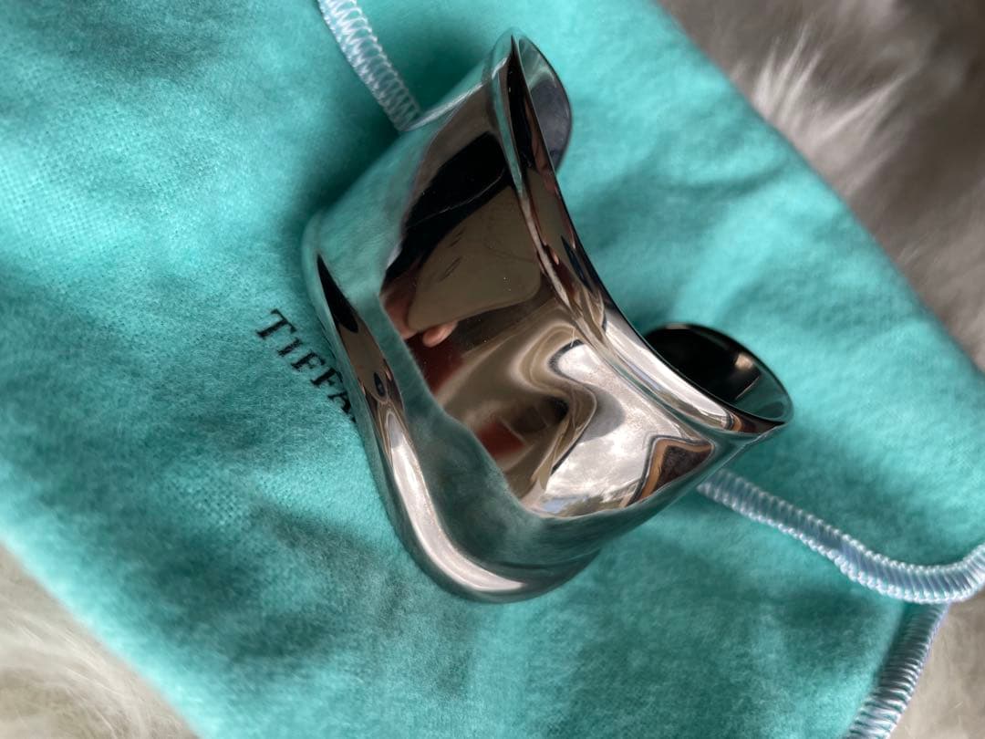 ティファニーTiffany & Co. ボーンカフ　ルテニウム左手用Sほぼ未使用