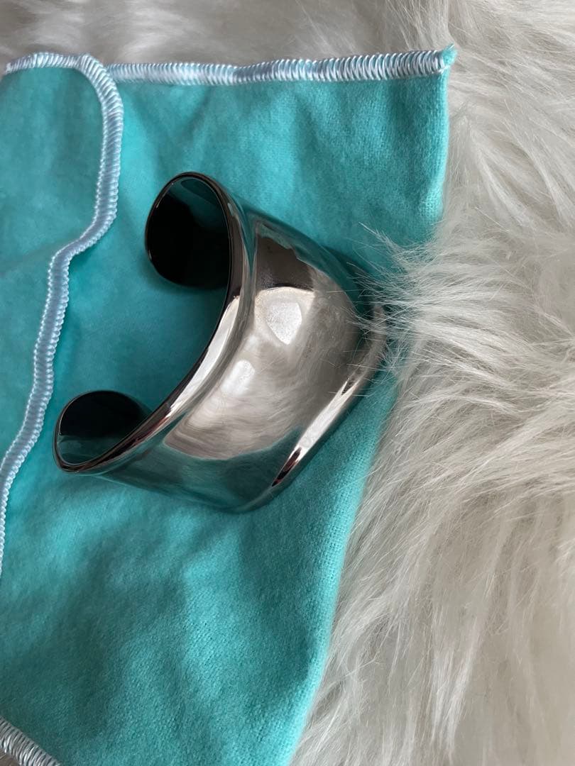 ティファニーTiffany & Co. ボーンカフ　ルテニウム左手用Sほぼ未使用