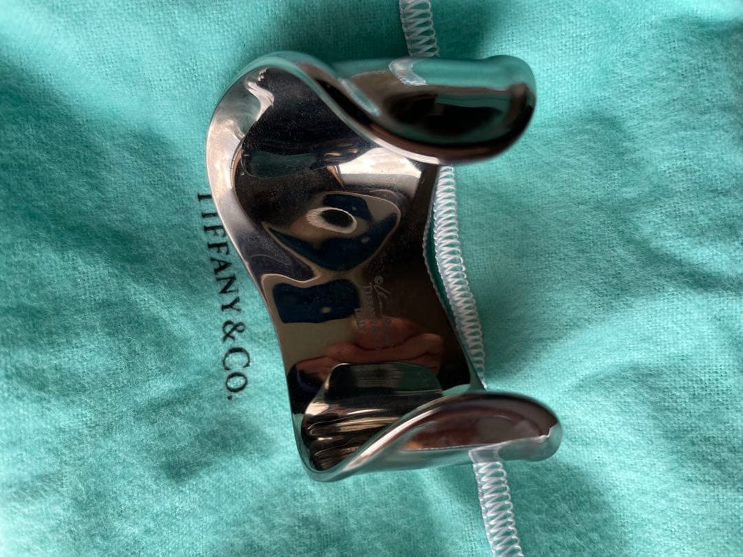 ティファニーTiffany & Co. ボーンカフ　ルテニウム左手用Sほぼ未使用