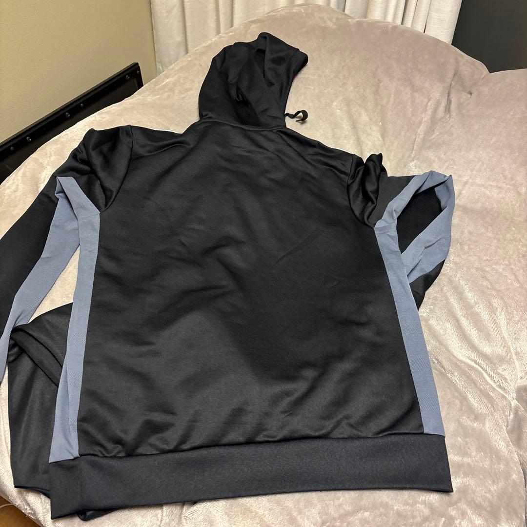 横浜Fマリノス　移動着