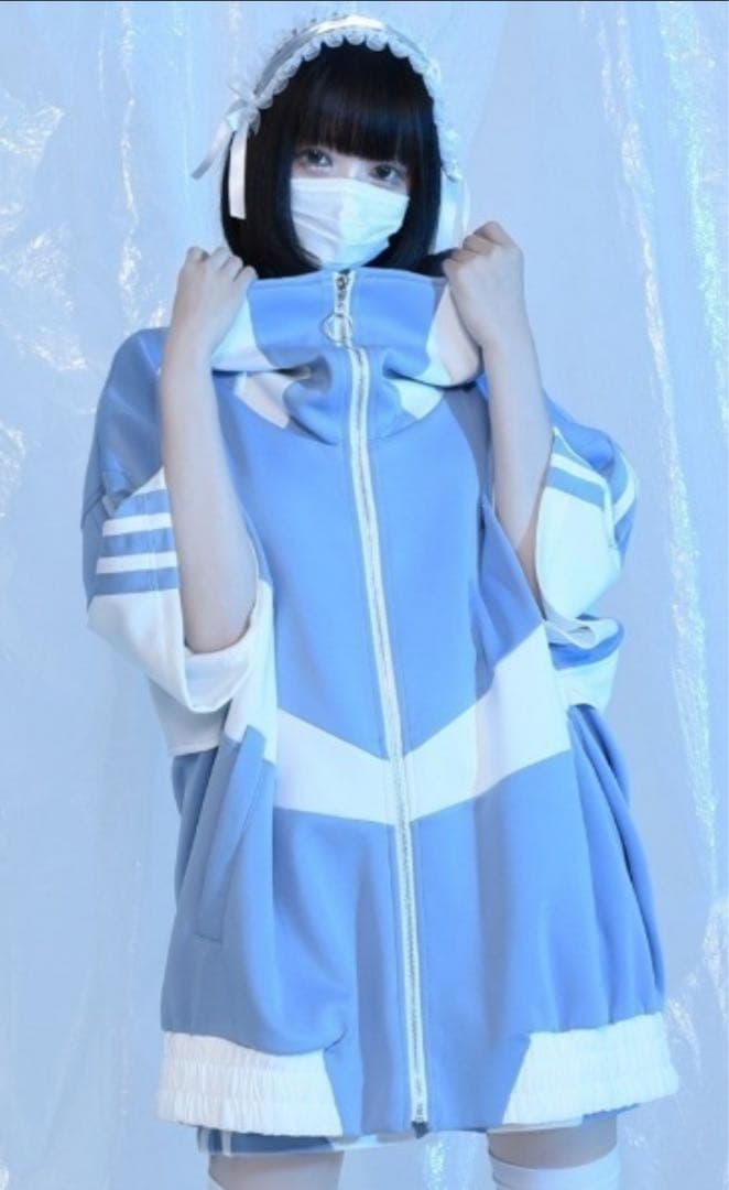 レフレム 水色 ジャージ　上