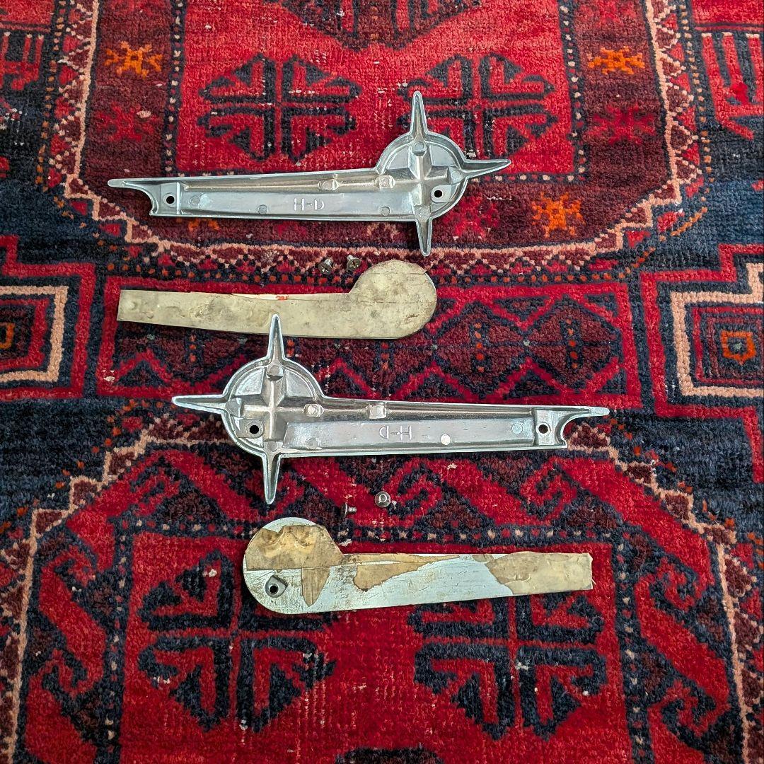 61-62 パンヘッド ハーレー タンクエンブレム 台座 ナックル ショベル