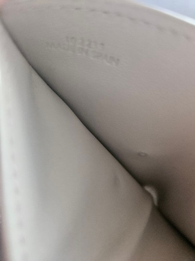 LOEWE　アナグラム　トライフォールドウォレット　三つ折り財布　ライトグリーン