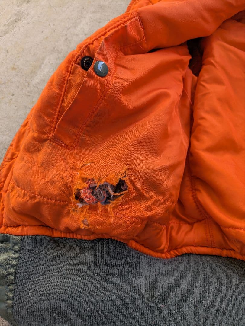 ALPHAMA-1フライトジャケット80sUSA製 3本タグ ※ポケット破れ有り