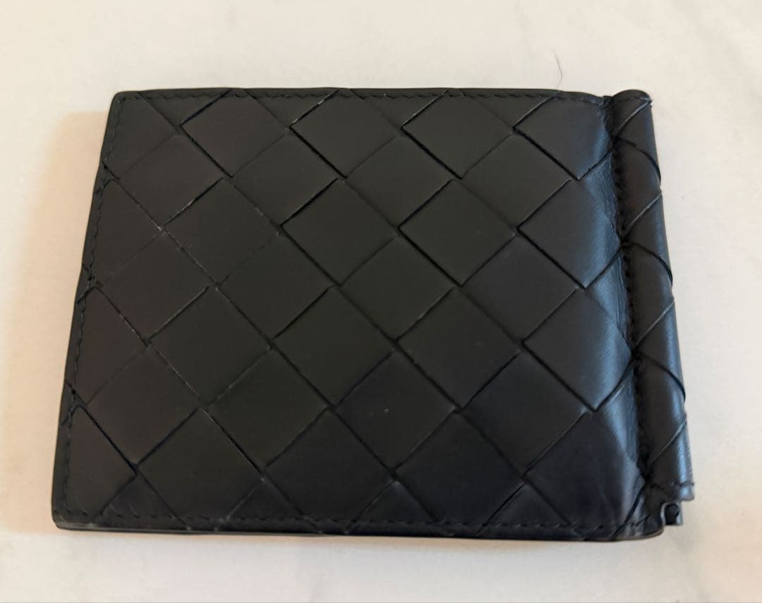 美品 Bottega Veneta イントレチャート マネークリップ ブラック