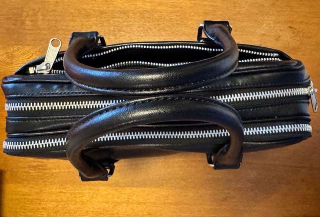 り*た様 【極美品】COMME des GARCONS ハンドバッグ ミニボスト