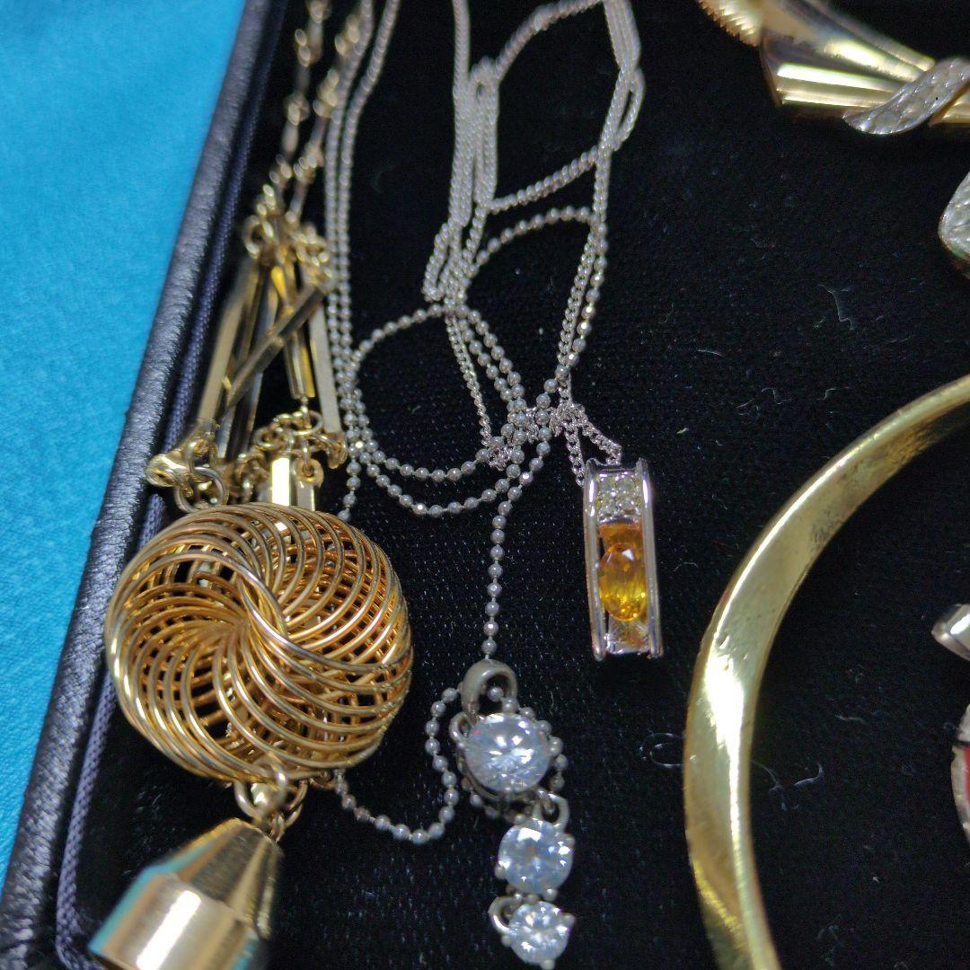 ヴィンテージ　ゴールド ネックレス イヤリング　等　おまとめセット