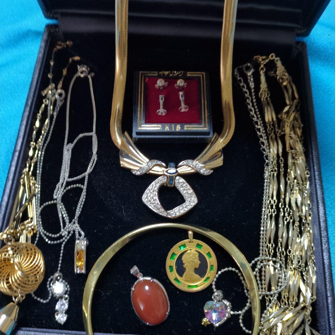 ヴィンテージ　ゴールド ネックレス イヤリング　等　おまとめセット