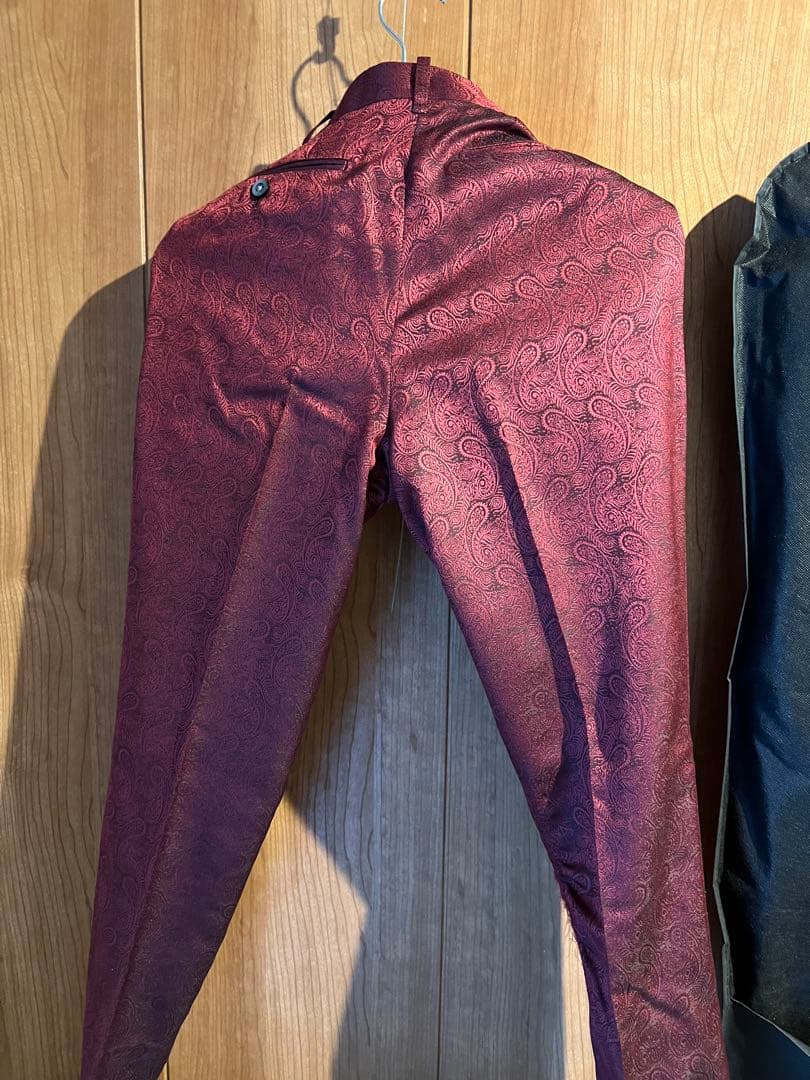 ペイズリー柄オーダーメイドスーツセット　ワインレッド