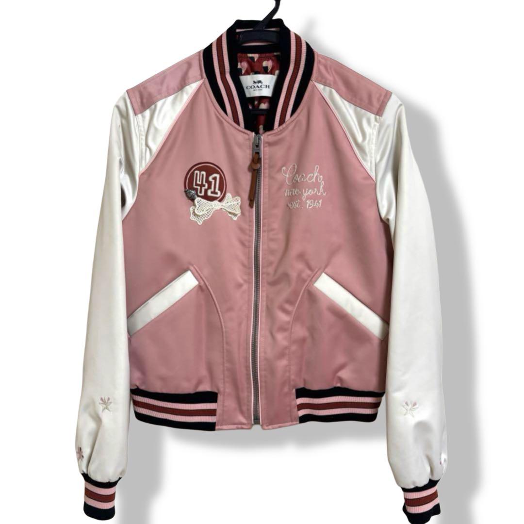 【限定品】Coachコーチ スタジャン Mサイズ 日本未発売 ピンク ※値下不可
