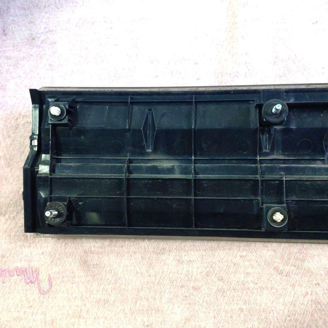 デリカD5リアアッパーガーニッシュ　フィニィシャーテール　3点セット