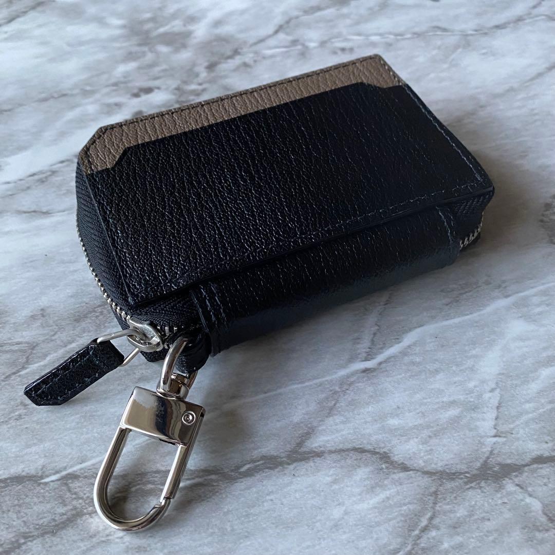 2283【新品 定価2.2万円】ラルコバレーノ★スマートWキーケース★鍵入れ★