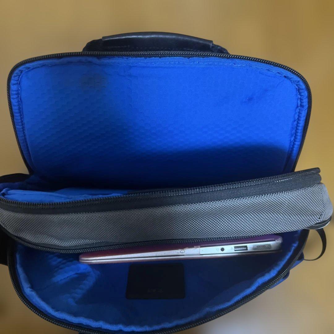 トゥミTUMI ALPHA BRAVO ブラボー ナヴィゲーション ブルー