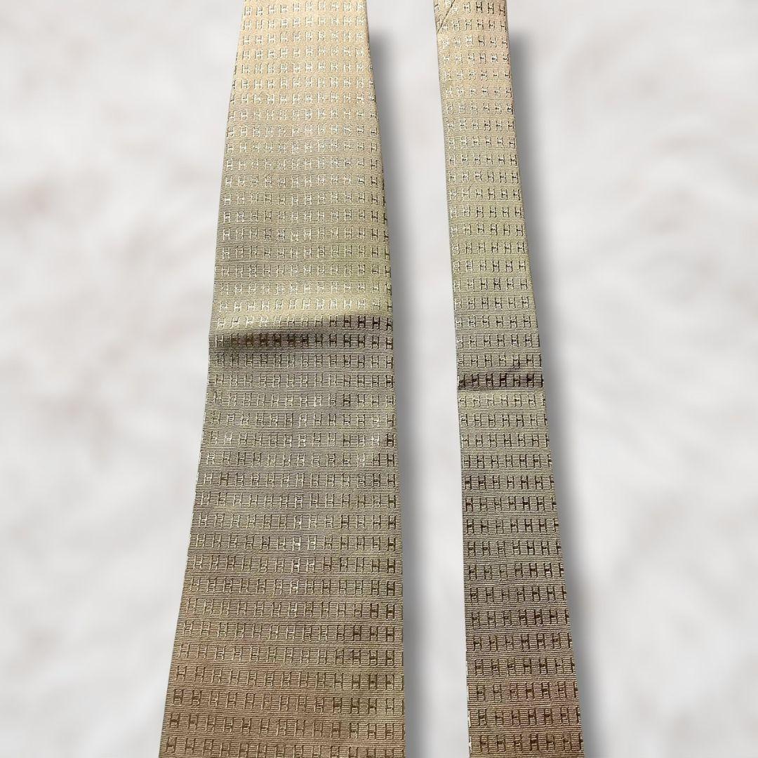 【美品✨】エルメス 総柄 H柄 ファソネ ベージュ 光沢 メンズ ネクタイ