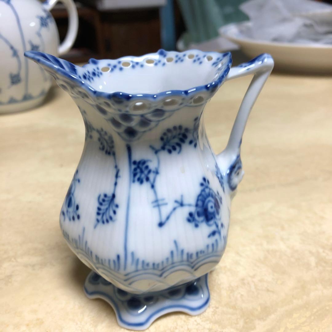ロイヤルコペンハーゲン　ブルーフルーテッド フルレース　　クリームピッチャー