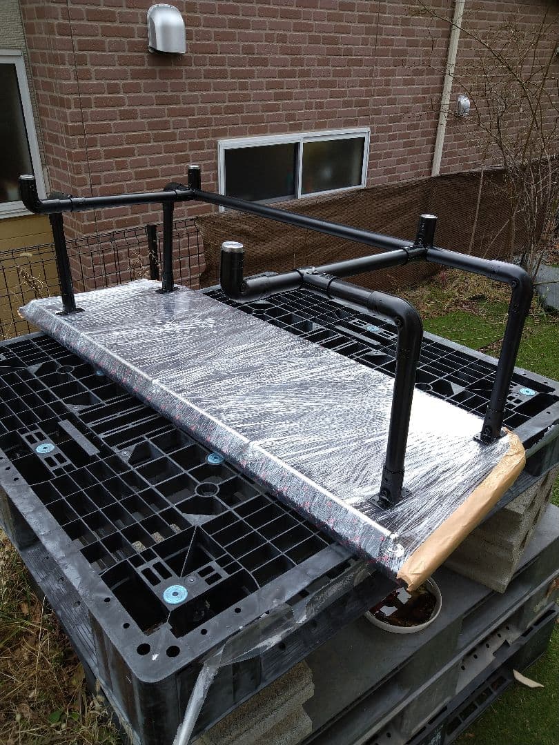 クオン　ハイルーフ　棚　イレクターパイプ