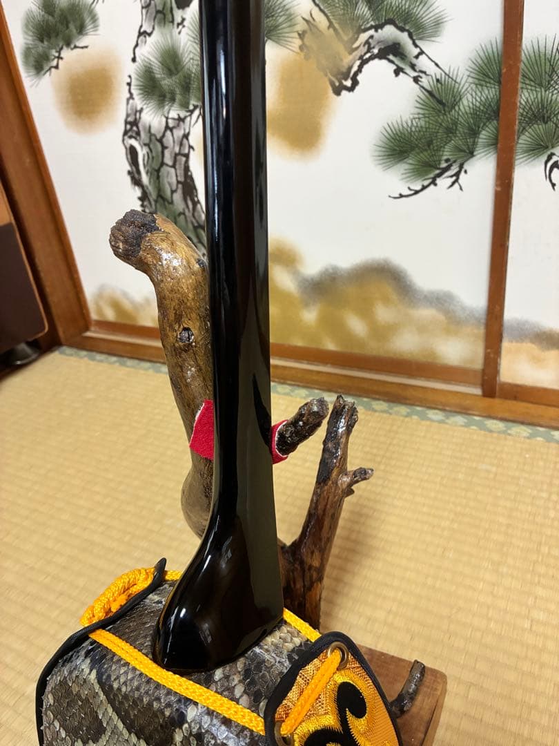 沖縄三線！貴重！知念大工型！本蛇皮！本張り！【一枚張り】