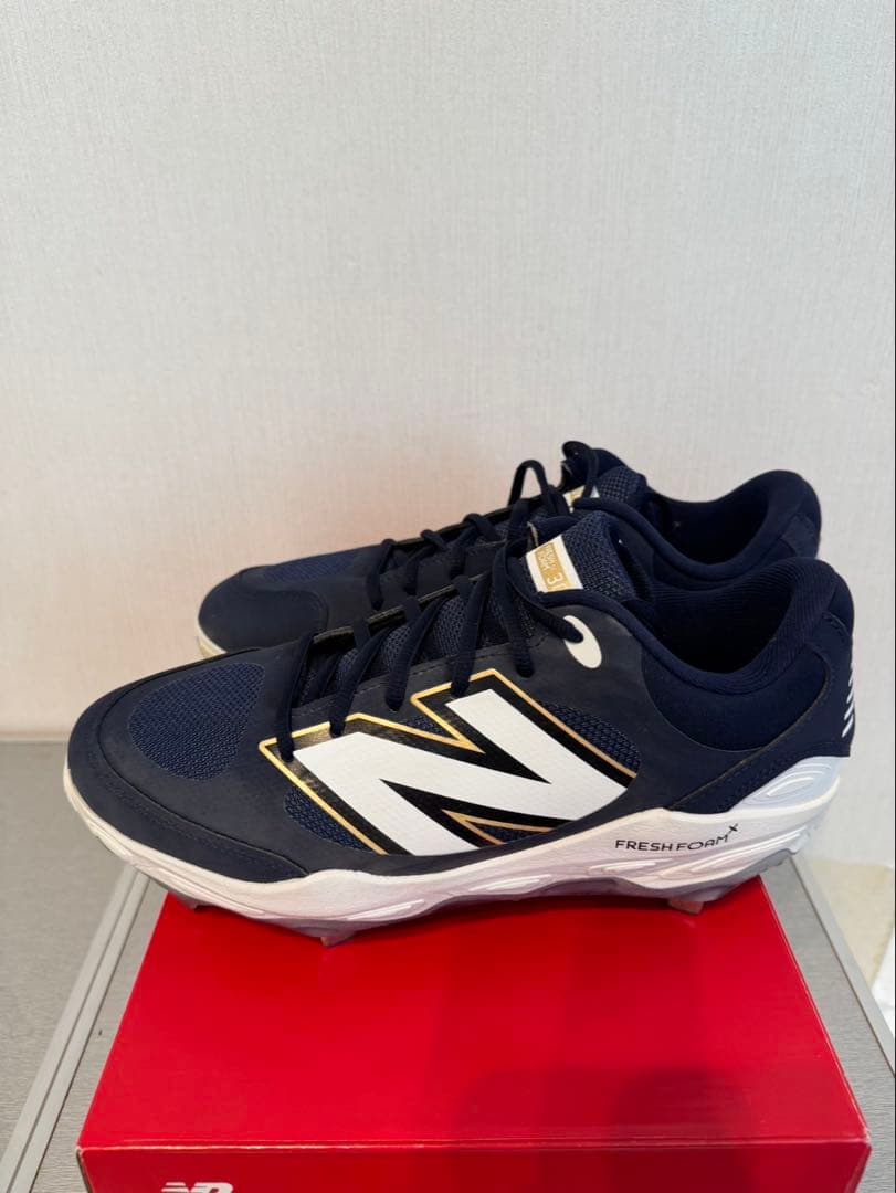 New Balance Fresh Foam 野球スパイク　金具　ネイビー
