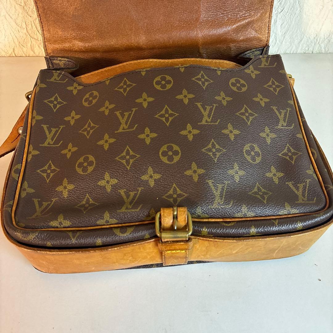 LOUIS VUITTON カルトシエール GM モノグラム ショルダーバッグ