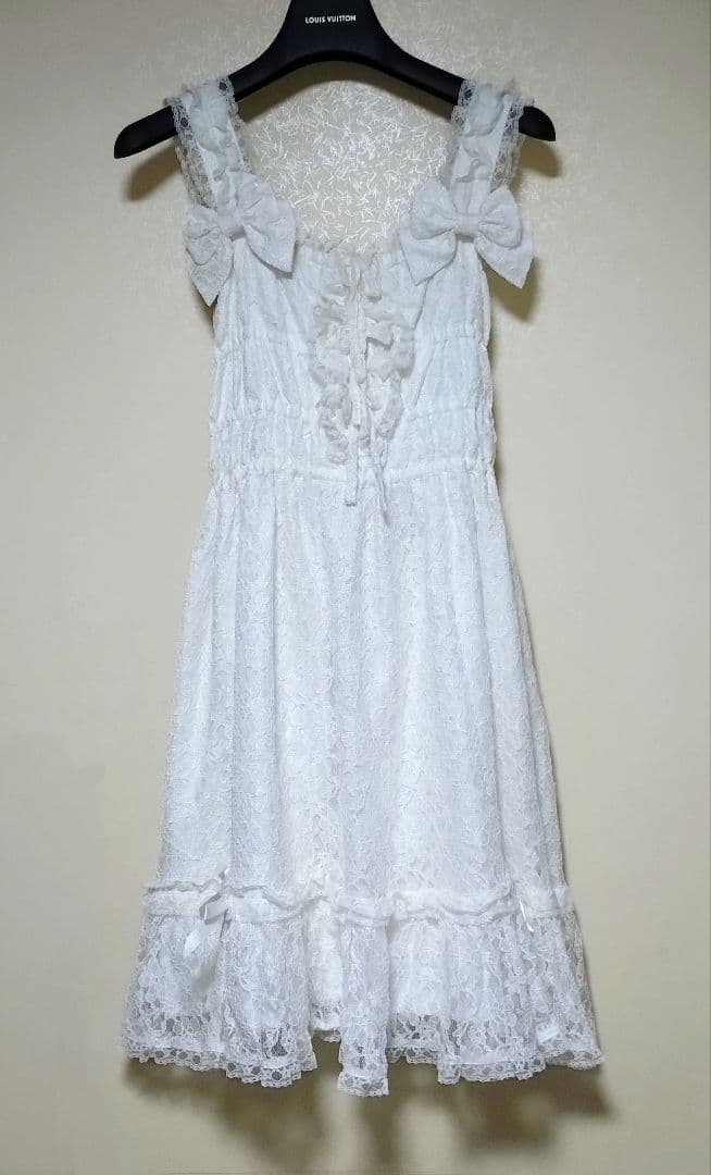 新古品 メタモルフォーゼ 総レースシャーリングJSK オフ白